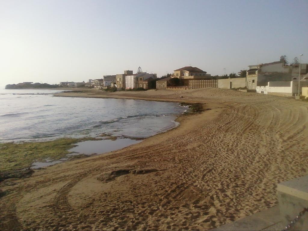 Вілла Marinella Di Montalbano Пунта-Секка Екстер'єр фото